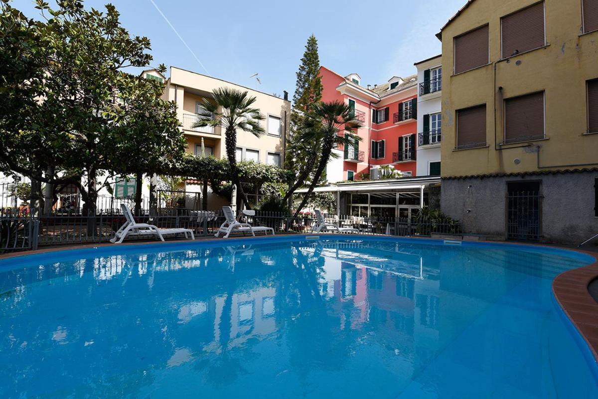 Hotel Splendid Mare Лаїгуелья Екстер'єр фото