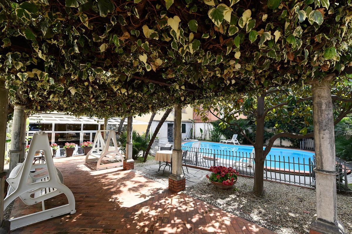 Hotel Splendid Mare Лаїгуелья Екстер'єр фото